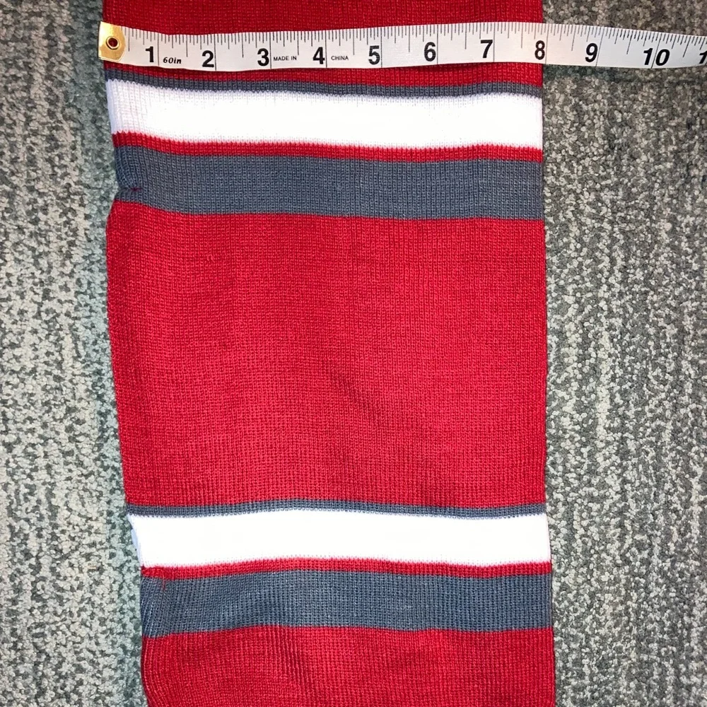 Unisex Holloway Red Rib Knit Gray & White Striped Scarf With Pockets And Tassel